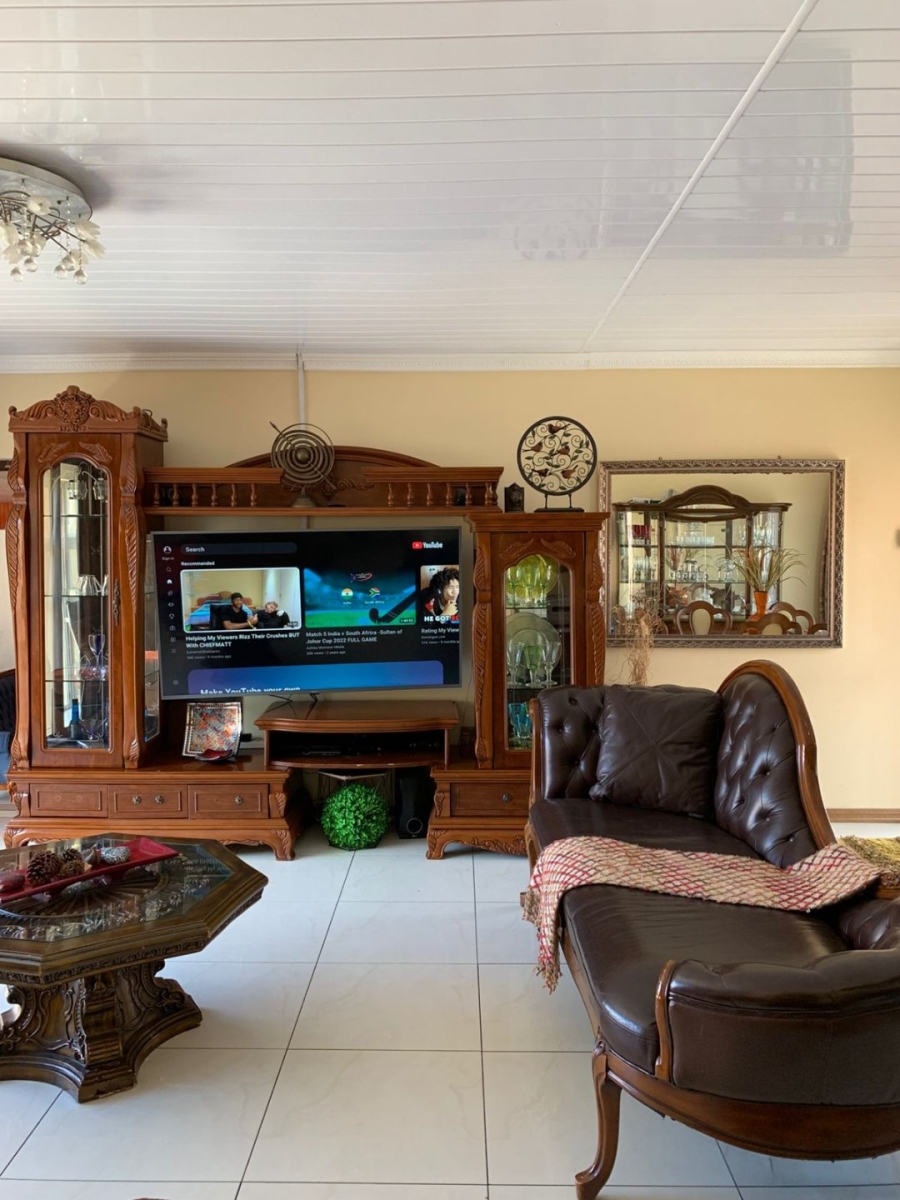 12 Bedroom Property for Sale in Haven Hills Eastern Cape